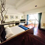 Frattina Family Romantic Superior Suite